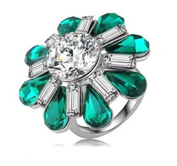 "Zöld virág" -  Swarovski kristályos divatgyűrű