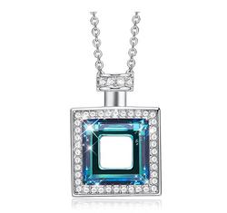 Perfume - Swarovski kristályos nyaklánc kocka- kék