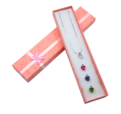 4 pár ékszerdobozos Swarovski kristályos nyaklánc- színes