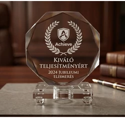 Kristály, beépitett világitótalppal - gravírozás egyedi szöveggel és képpel-150*150*13+35 mm