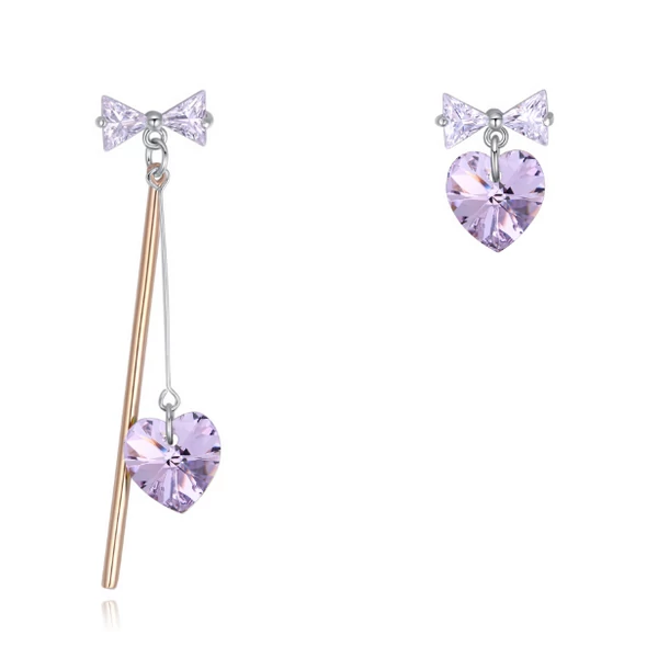 Asymetric - lila - Swarovski kristályos fülbevaló