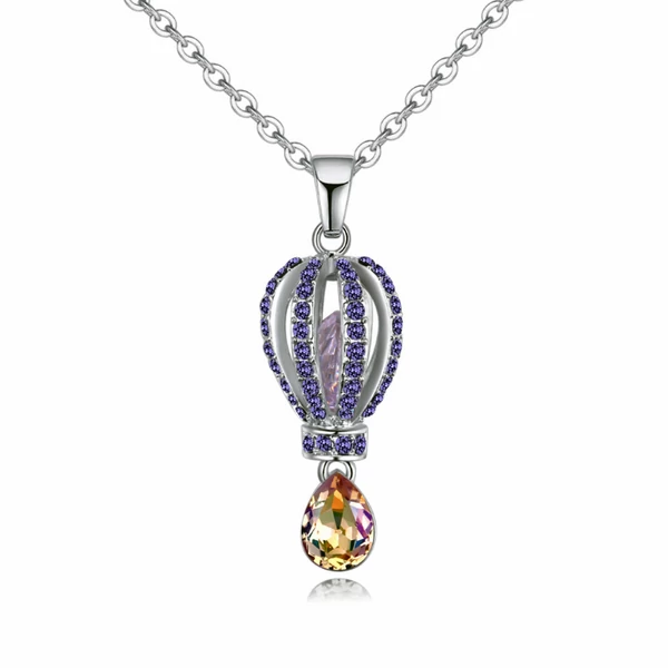 Váratlan utazás- Swarovski kristályos nyaklánc-borostyán