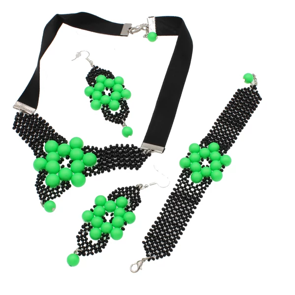 AMANDA - Swarovski gyöngy ékszerszett -  Neon Green - zöld