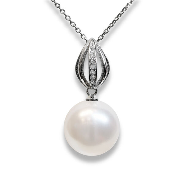 Swarovski kristályos gyöngy ezüst nyaklánc fehér gyönggyel 